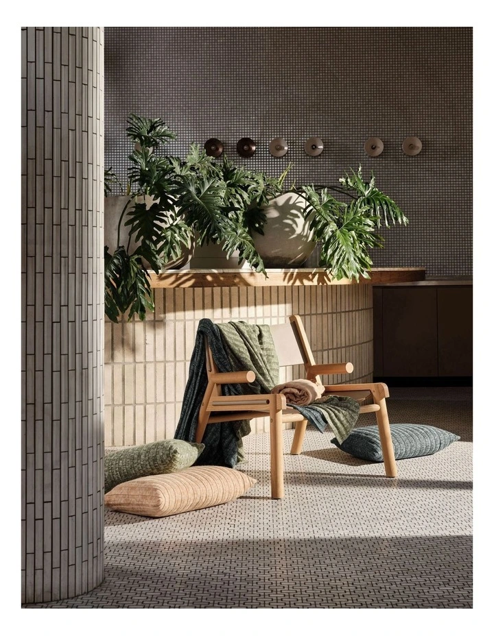 Linen House Giverny Throw In Night 4 Linen House Giverny Throw In Night - Image 4