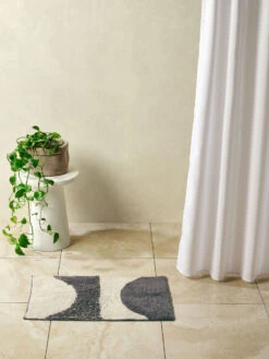 Linen House Cue Charcoal Bath Mat -Linen House Dreamscape Sales Store lh cue charcoal bthmt h1