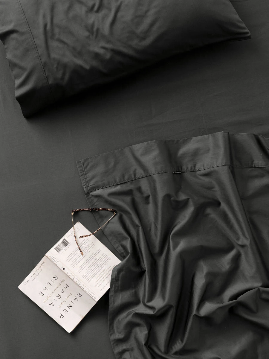 Linen House Augusta 500TC Cotton Sateen Fitted Sheet 50cm 5 Linen House Augusta 500TC Cotton Sateen Fitted Sheet 50cm - Image 5