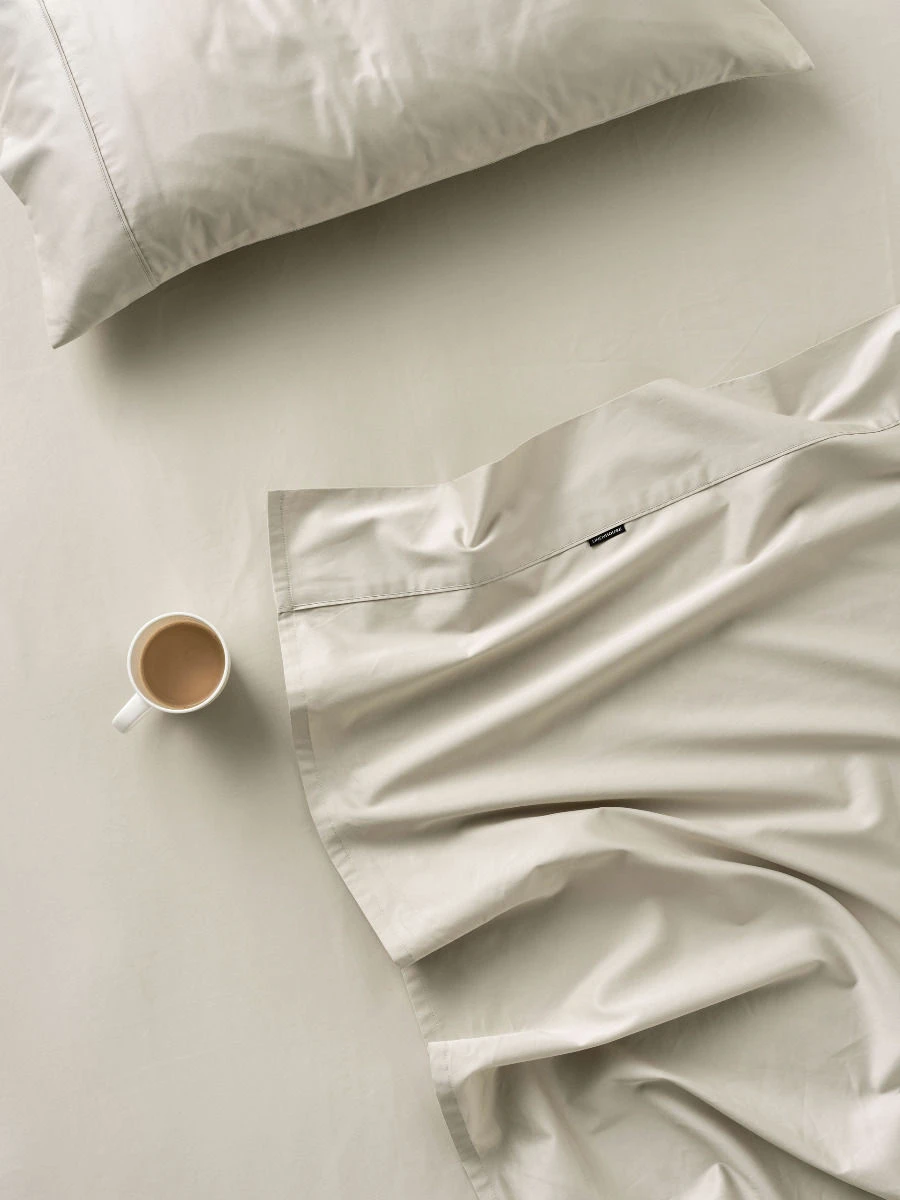 Linen House Augusta 500TC Cotton Sateen Long Single Fitted Sheet 4 Linen House Augusta 500TC Cotton Sateen Long Single Fitted Sheet - Image 4