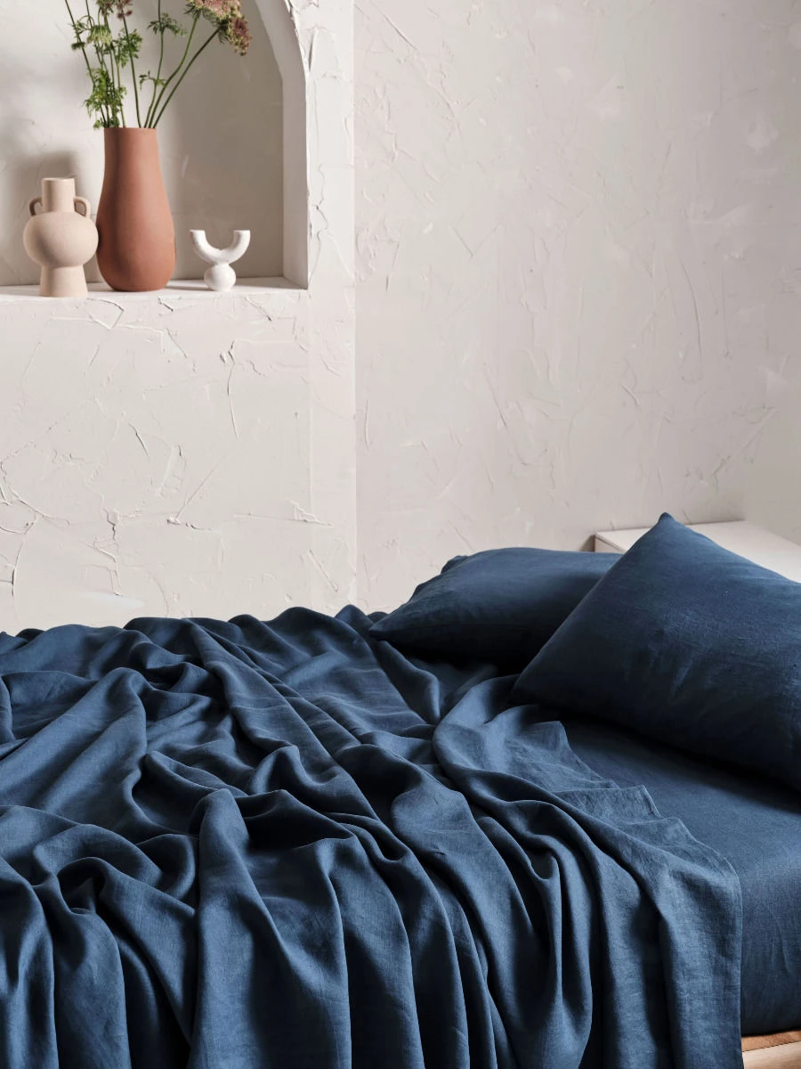 Linen House Pure Linen Navy Sheet Set 4 Linen House Pure Linen Navy Sheet Set - Image 4