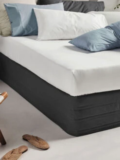 Linen House Vienna 300TC Cotton Percale Quilted Valance