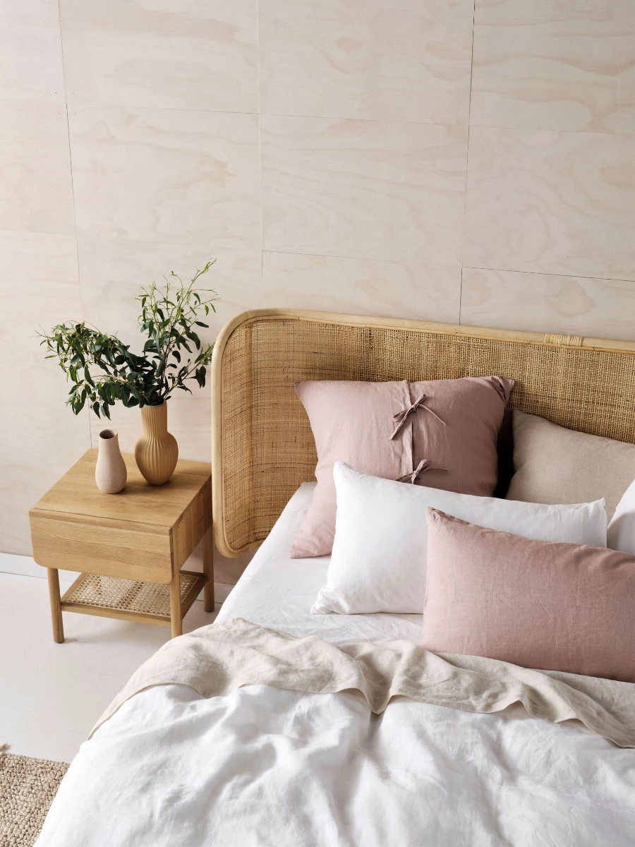 Linen House Nimes White Linen Quilt Cover Set 4 Linen House Nimes White Linen Quilt Cover Set - Image 4